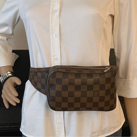 Louis Vuitton Geronimos Ebene Damier
Bum Bag - Picture 4 of 16